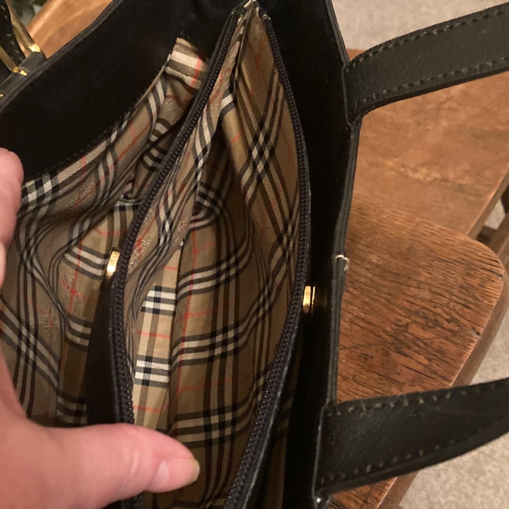Burberrys London Calfskin Pebbled Leather Tote w/Nova Check Interior Vintage EUC - Picture 6 of 13